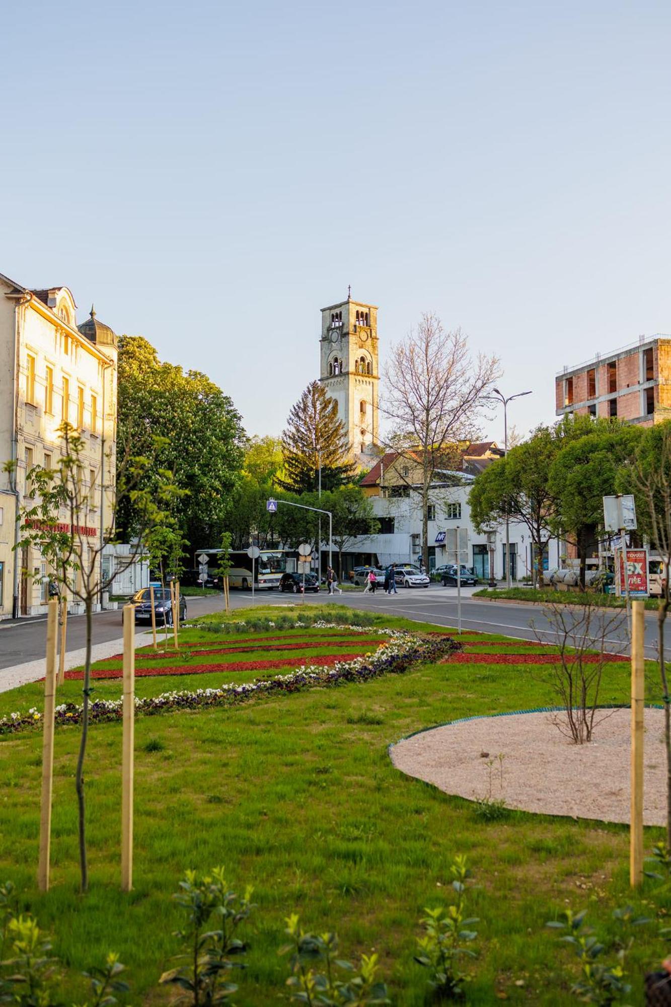 Hotel Gold Jet Bihać Esterno foto