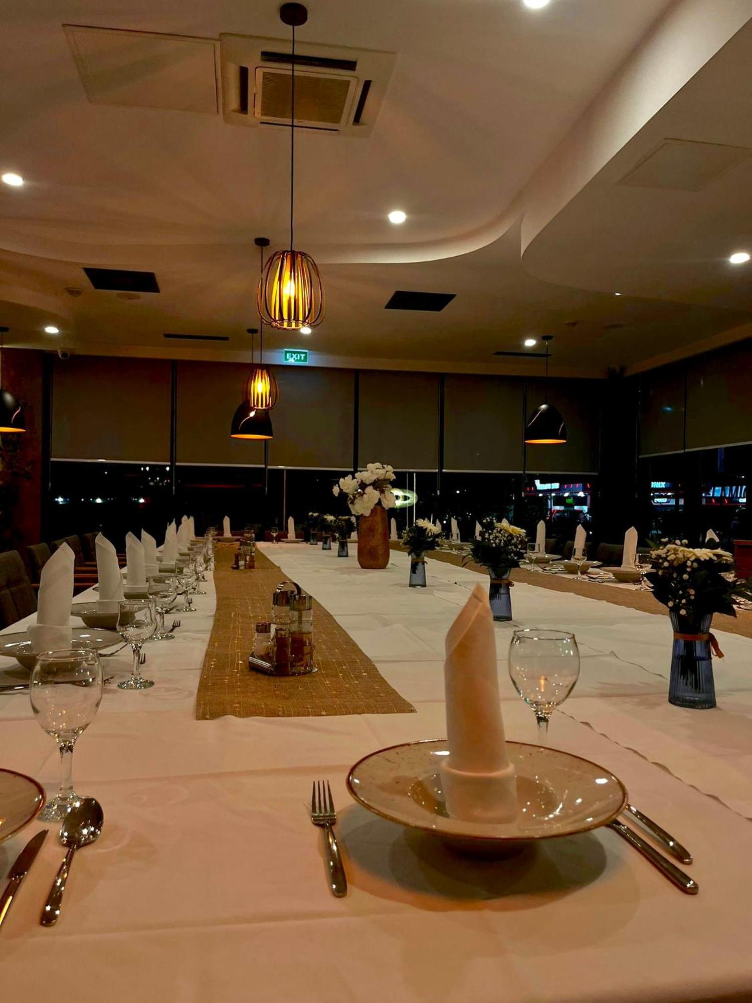 Hotel Gold Jet Bihać Esterno foto