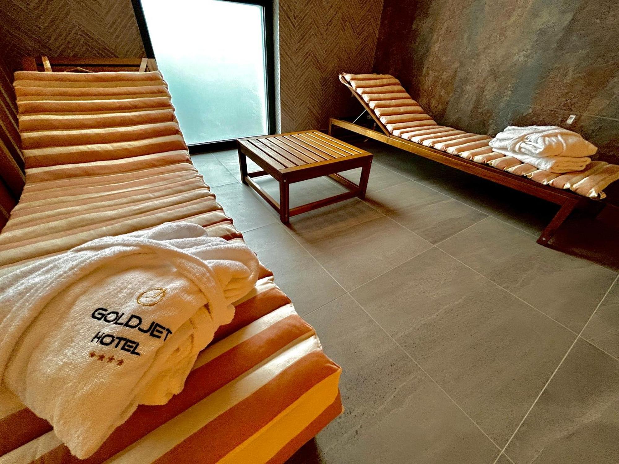 Hotel Gold Jet Bihać Esterno foto
